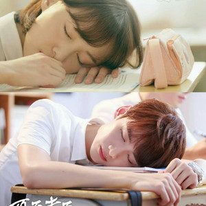 ass裸体浓毛老太婆pics
